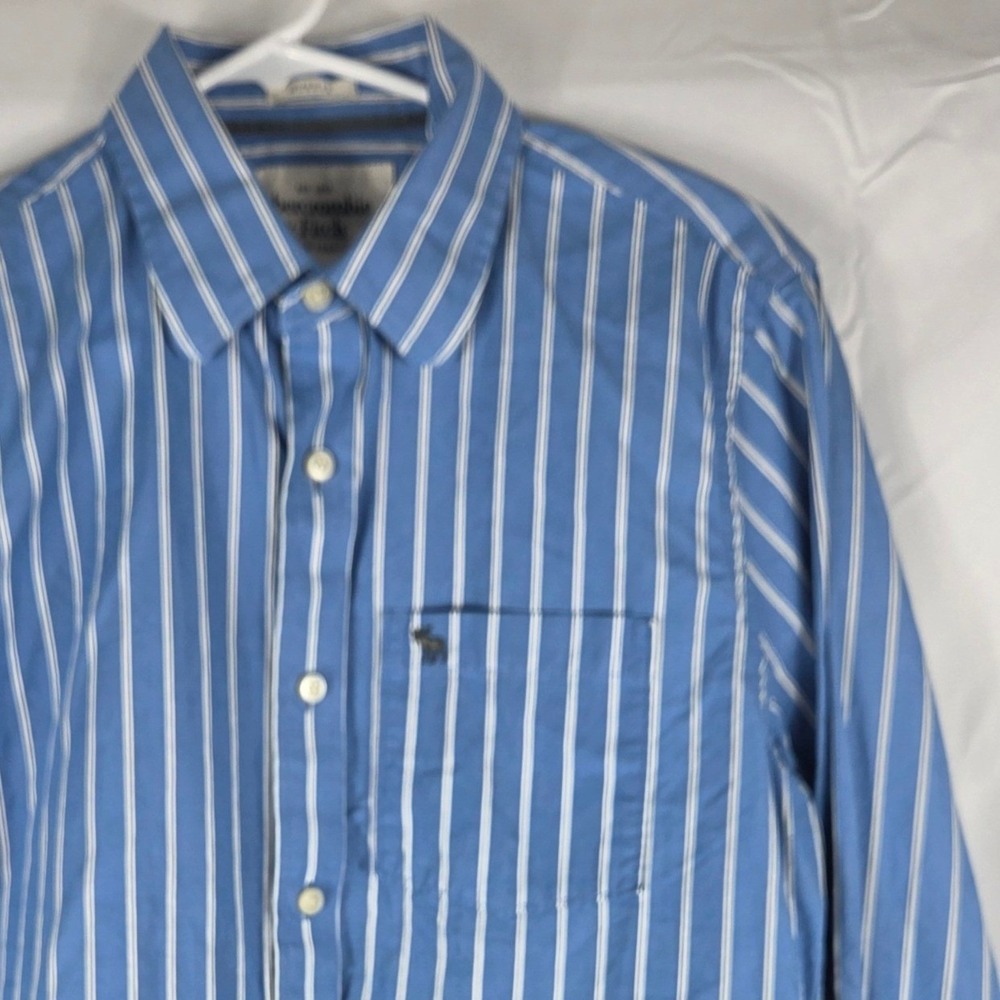 Abercrombie & Fitch Mens Muscle Fit Blue White Striped Cotton Shirt Size M
